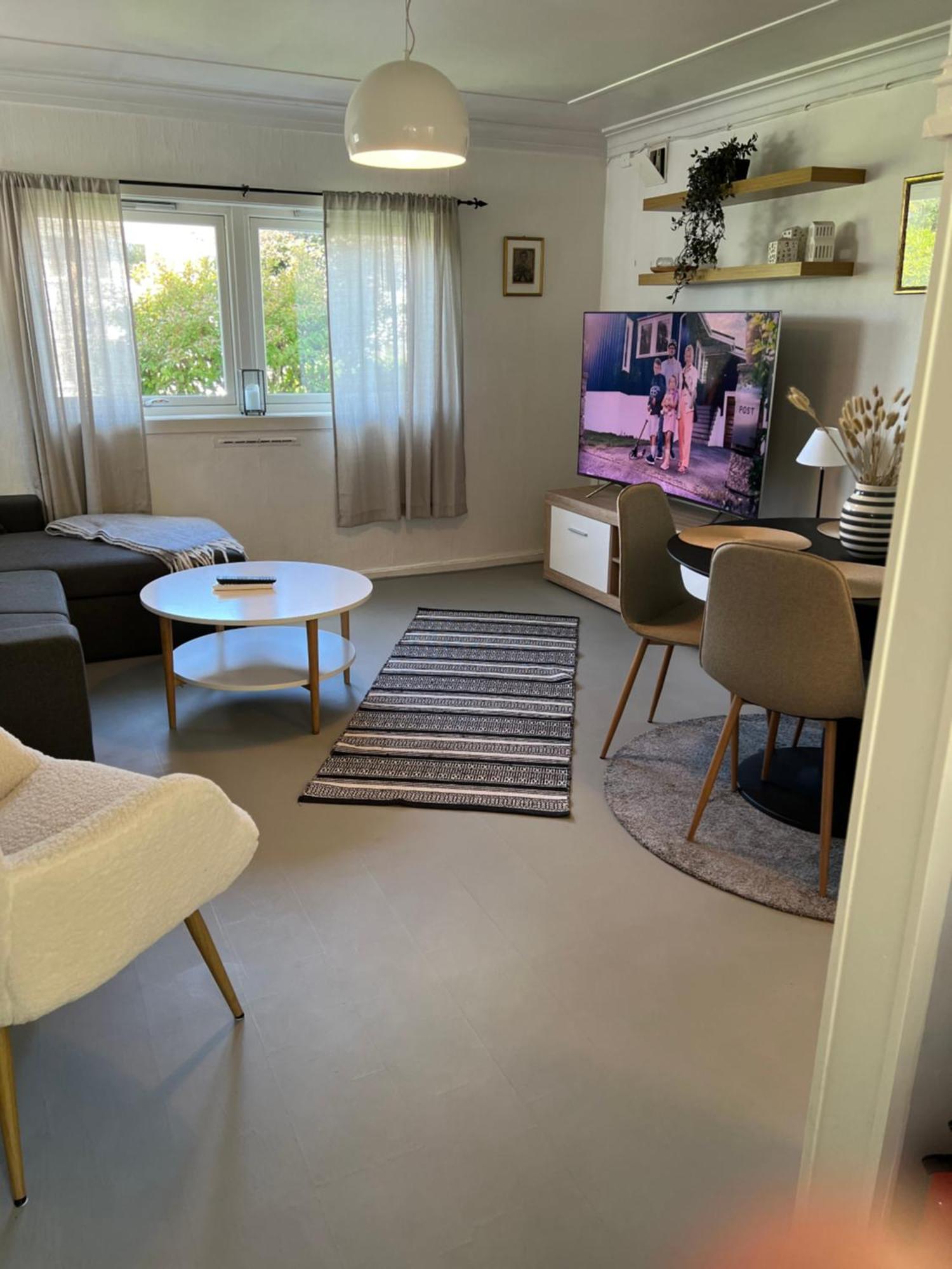 Lite Hus Med Egen Inngang - Sentral Beliggenhet Haugesund Eksteriør billede